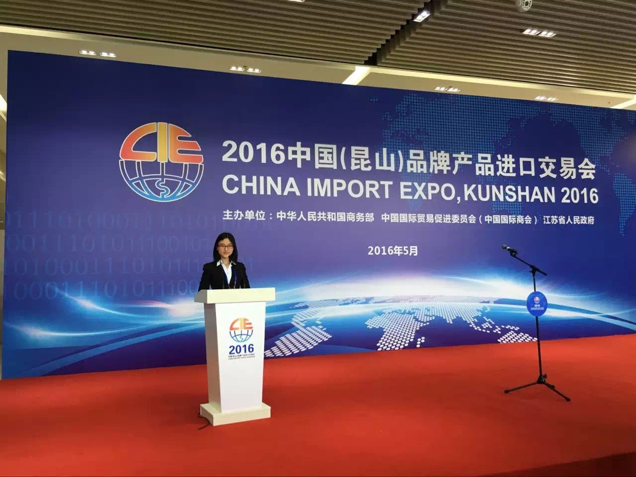 Comment les vendeurs du commerce extérieur trouvent de nouveaux clients